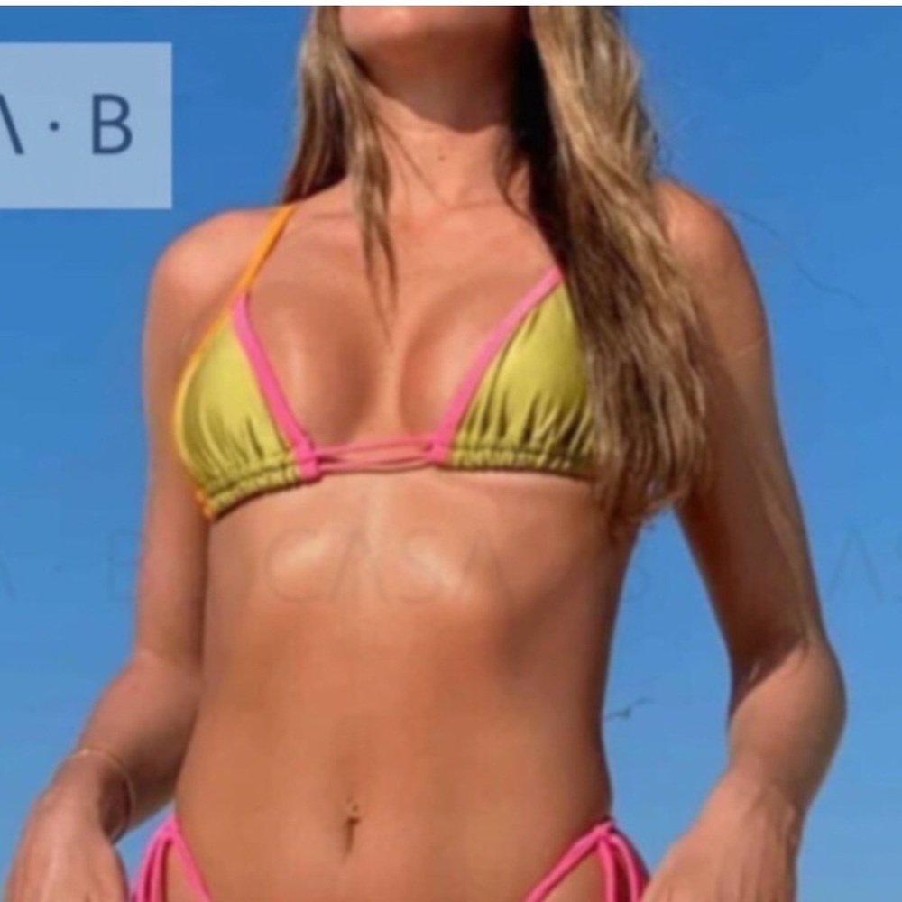 “CASA B” Cabo Verde Triangle Brazilian Bikini Top - Picture 2 of 11